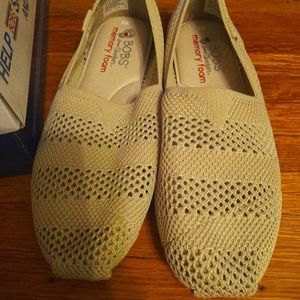 Bob's from Sketchers Twiggy Flats Natural Sz 8